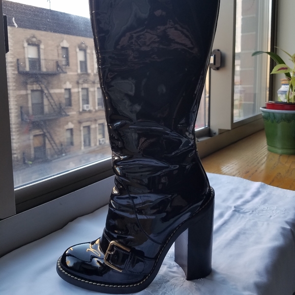 DOLCE & GABBANA Patent Leather Boots - Picture 4 of 13